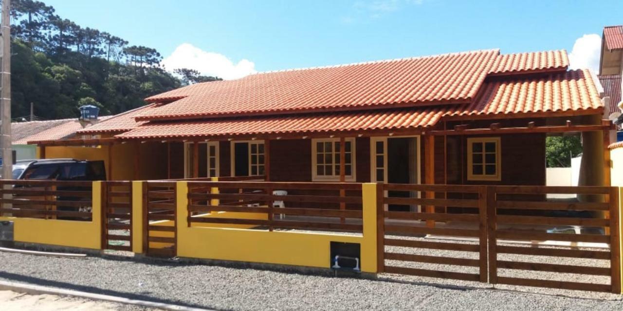 A Casa é Sua - casa de temporada em Urubici Exterior foto